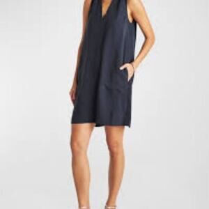 CHLOE BLACK V NECK BLACK DRESS WITH POCKETS SIZE 1X
